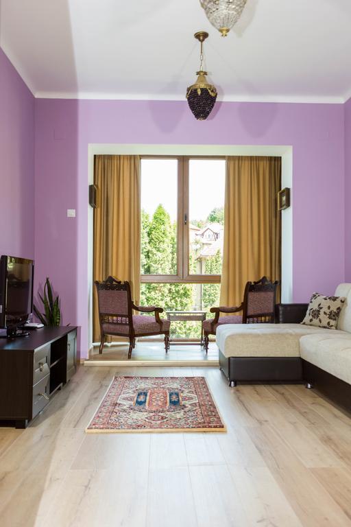 Chic Apartment ブラショフ エクステリア 写真